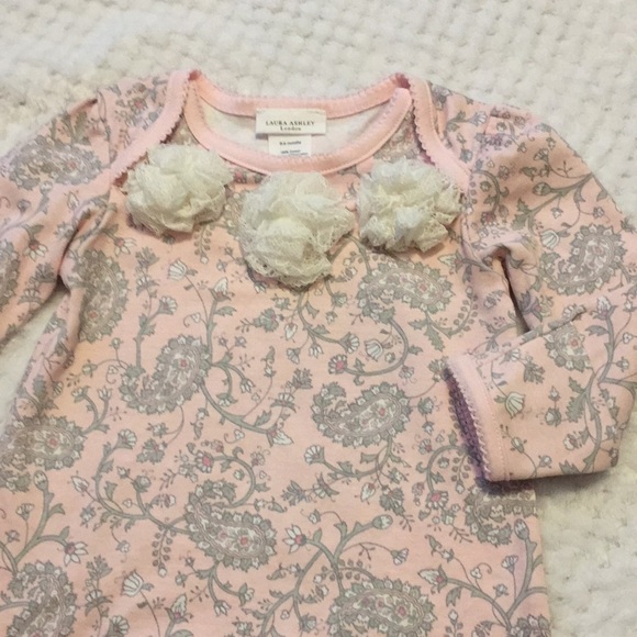 Laura Ashley Other - 💕 Laura Ashley London 0-6 months girls gown